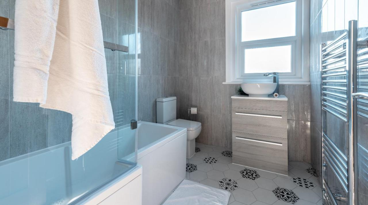 Ty Hapus Newport - Luxury 4 Bedroom Home ภายนอก รูปภาพ